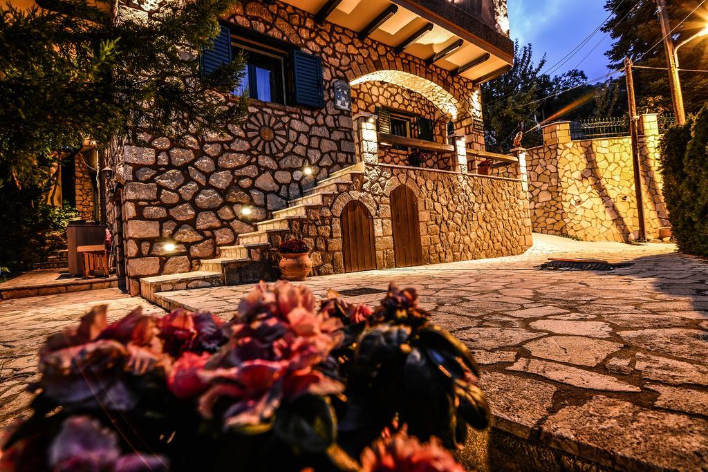 Camelia Suites Synikia Mesi Trikalon Luaran gambar